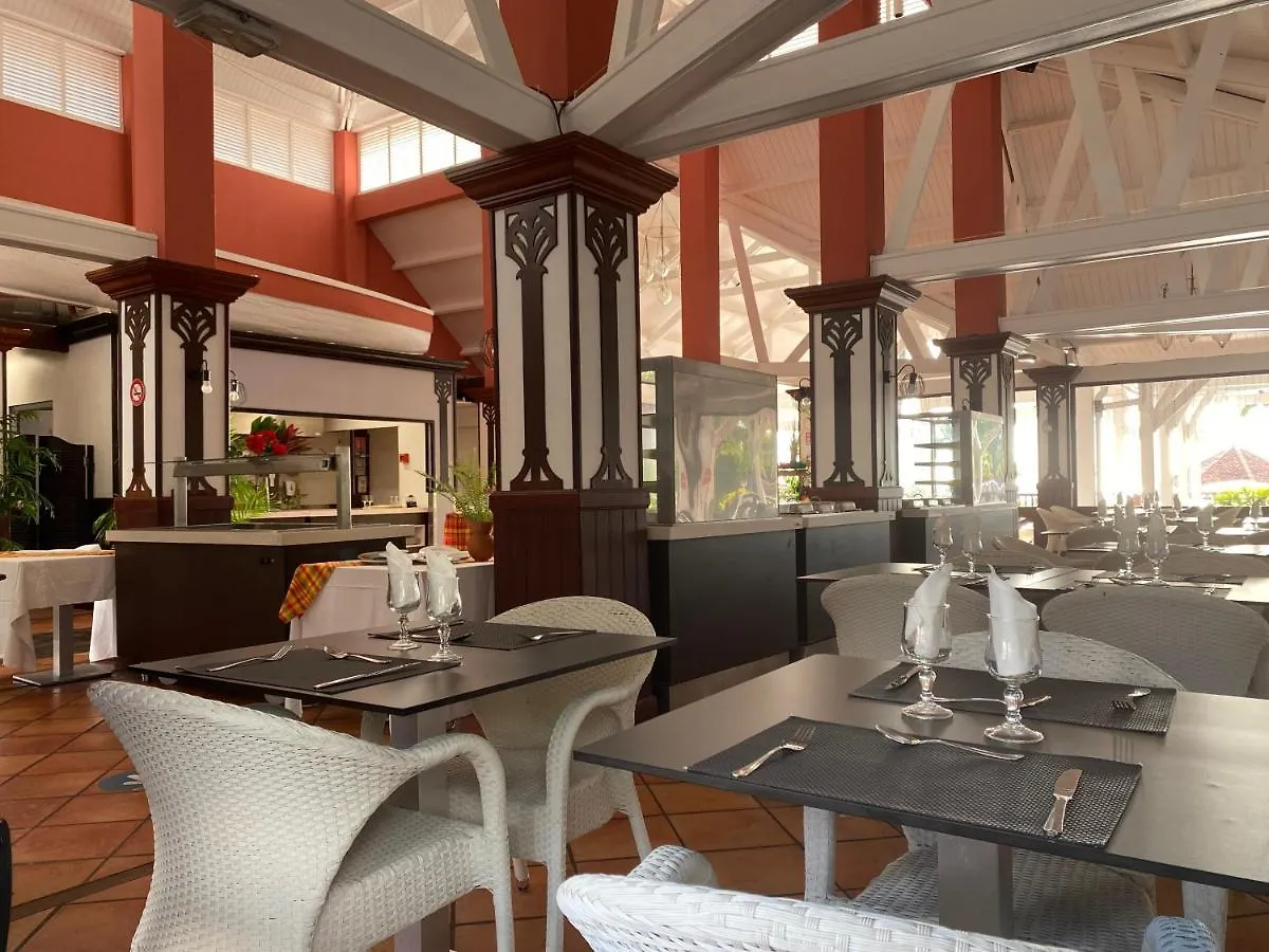 Au Beau Village Studio Rez De Jardin Sainte-Luce 3*,